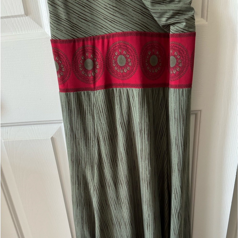BCBG S Drop Waist Spaghetti Straps, Draped Front and Back making it V Neck NWOT - Picture 5 of 16
